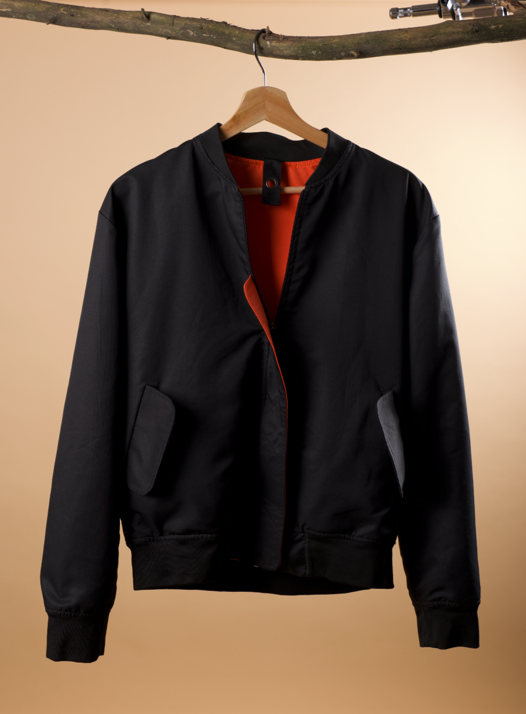 LOCHA BLACK BOMBER