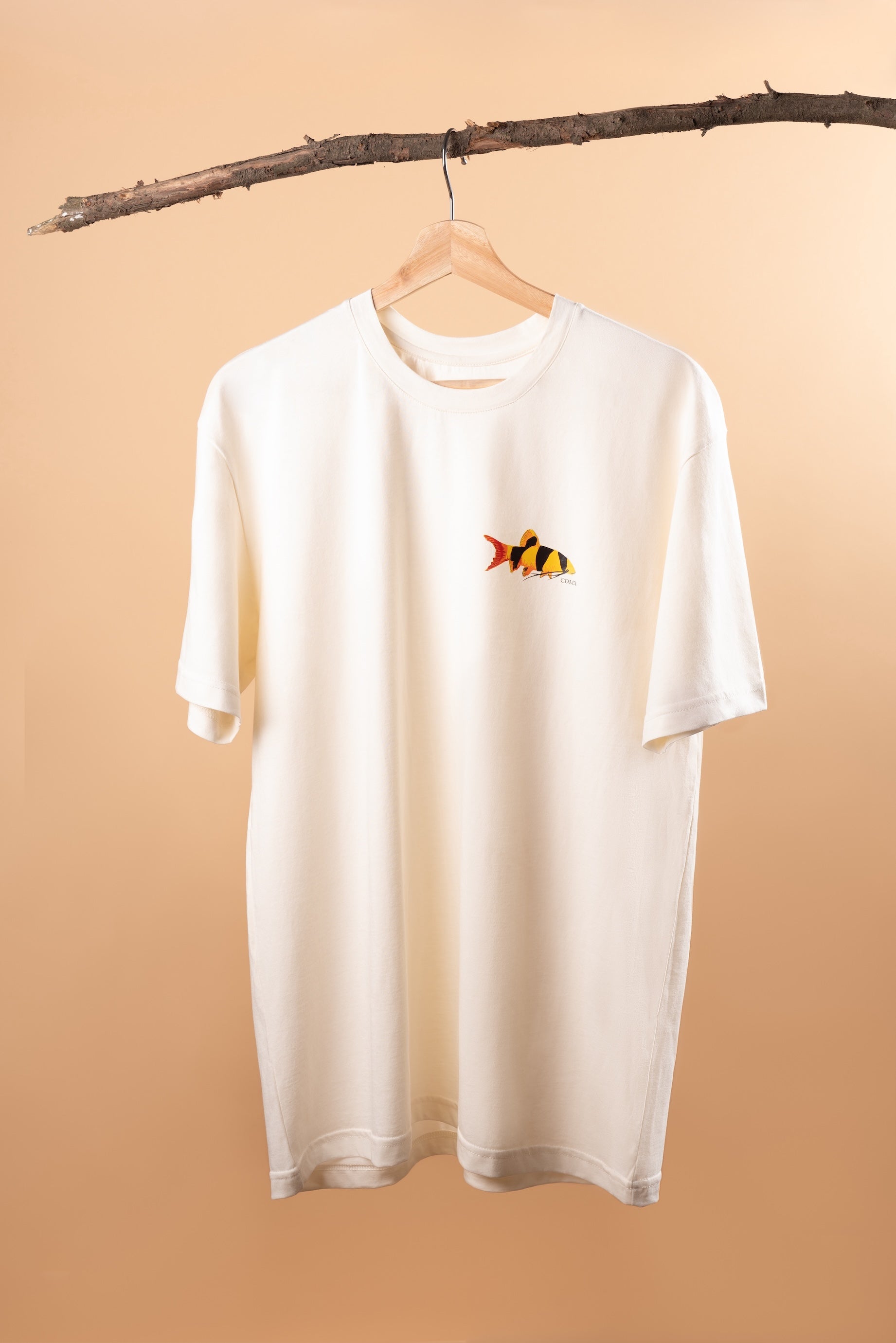 LOCHA STORY T-SHIRT