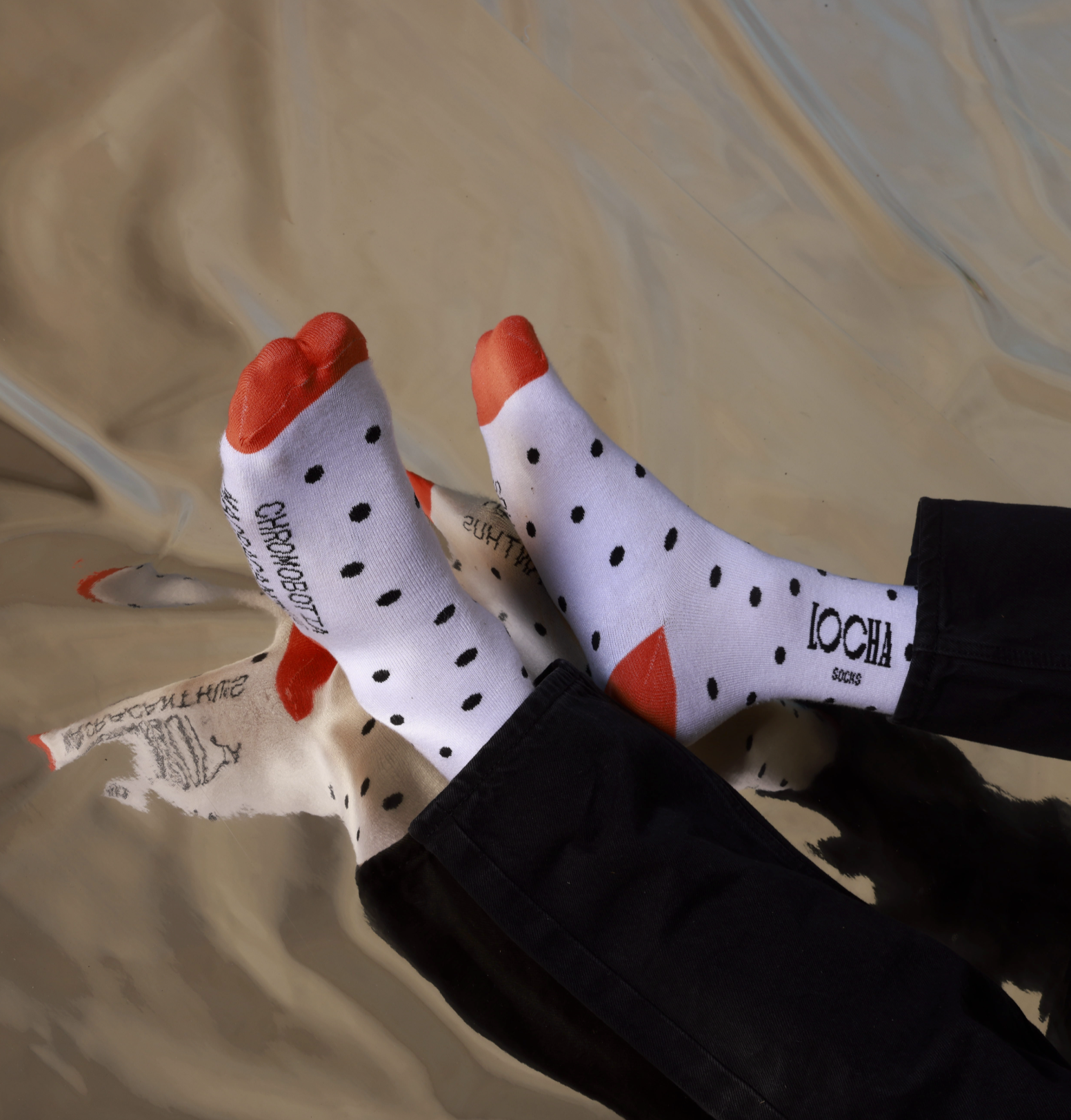 LOCHA DOTS SOCKS
