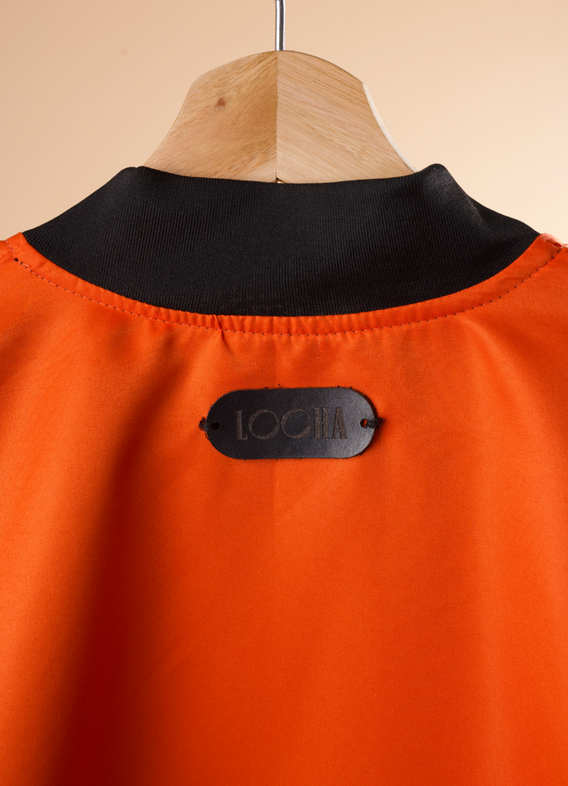 LOCHA COLORS BOMBER