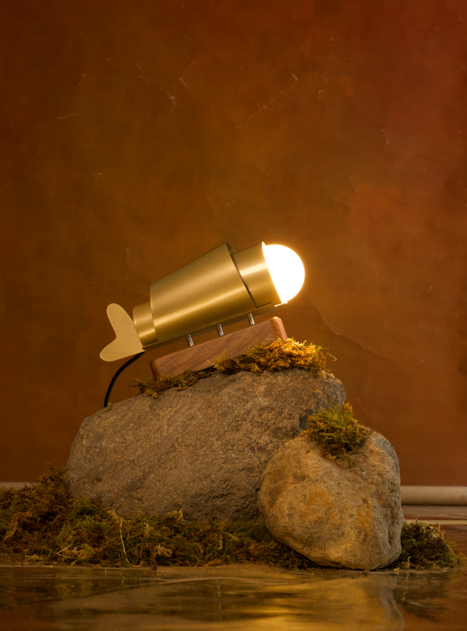 LOCHA // GOLDEN LAMP